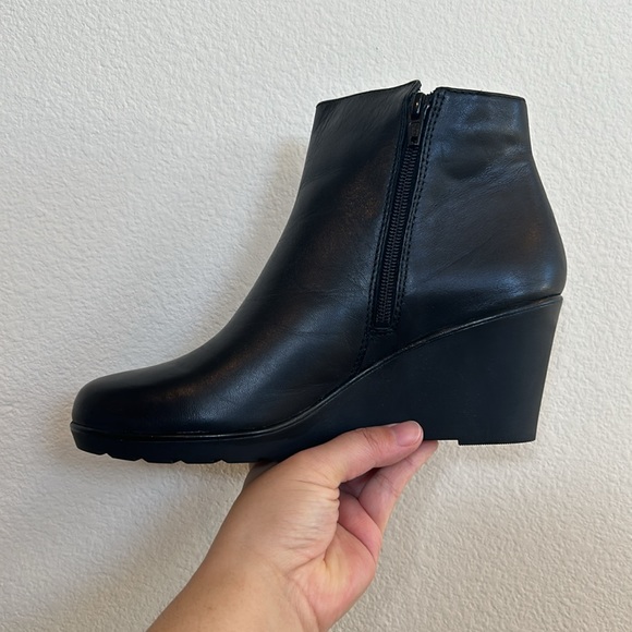 Naturalizer Laila Ankle Wedge Leather Boots - US Women’s Size 8 - Picture 6 of 7